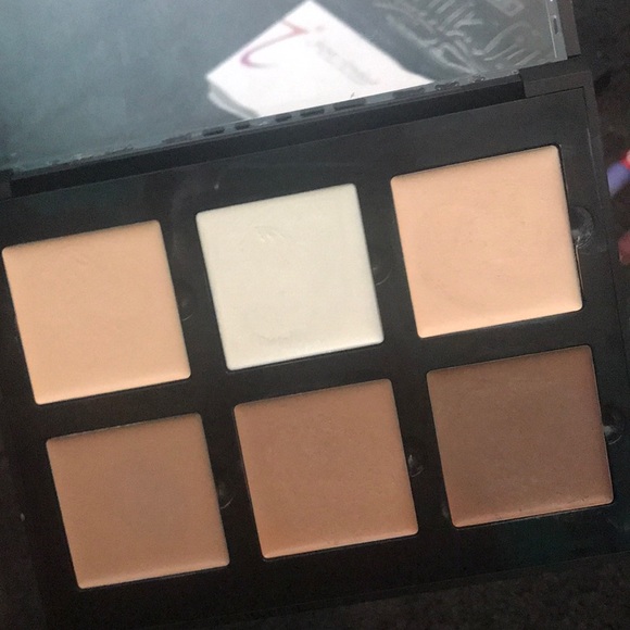 MAKEUP BUNDLE ❤️❤️ - Picture 3 of 8